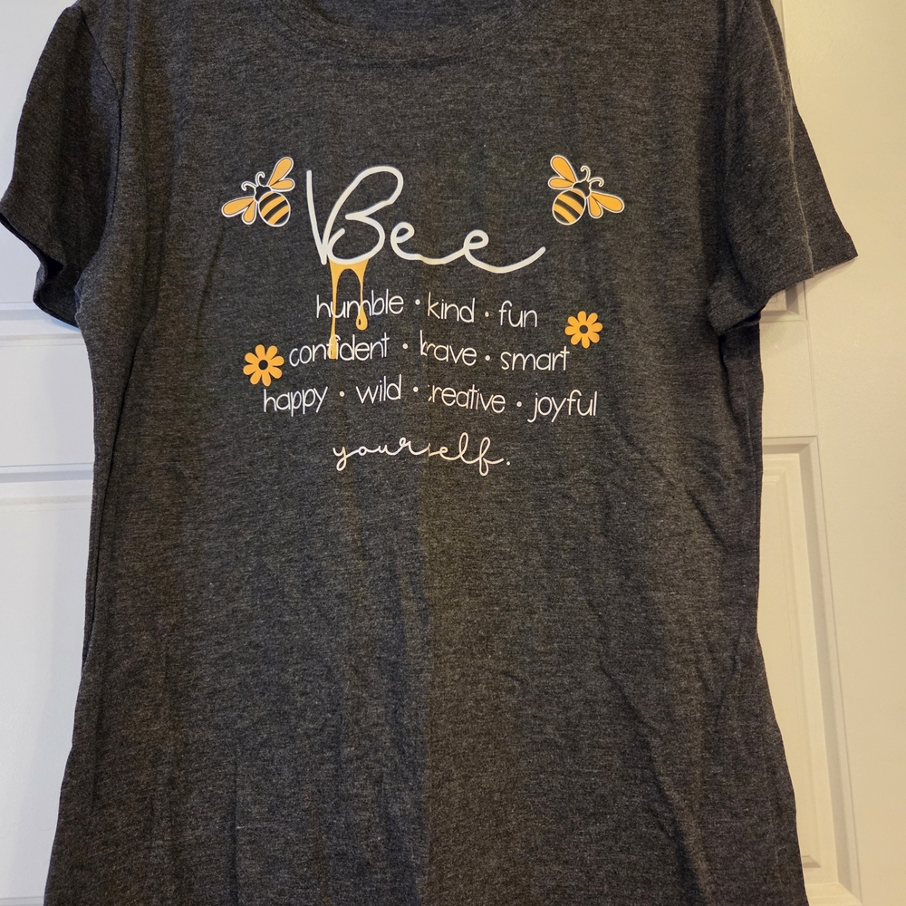 Gray Graphic Tee with Bee Design